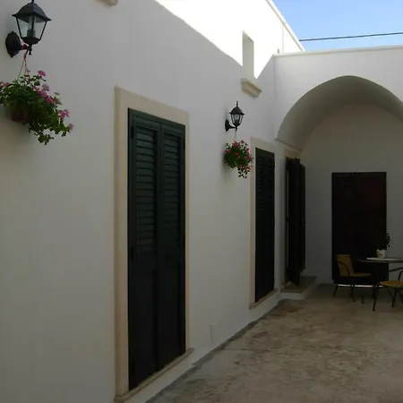 Spruzzi Di Mare Apartment *